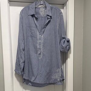 Subtle Luxury Light Blue Casual Button Down Shirt/Coverup